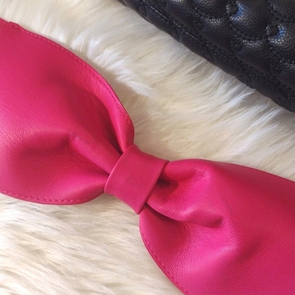 Betsey Johnson quilted Bow shoulder bag - Picture 12 of 16